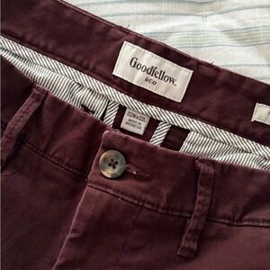 Goodfellow & Co Hennepin Chinos Pants Merlot Skinny Fit